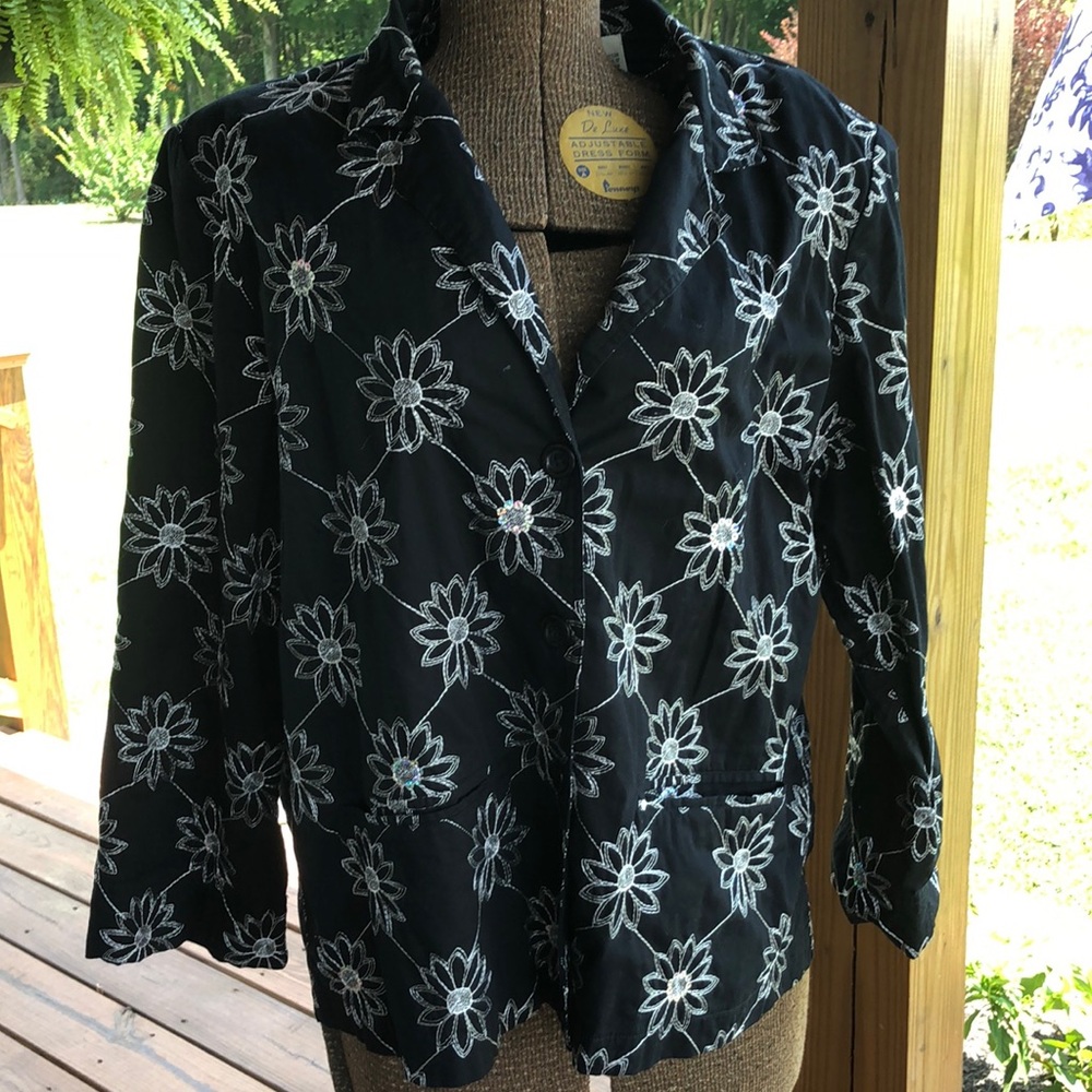 Black & White Floral Embroidered Jacket